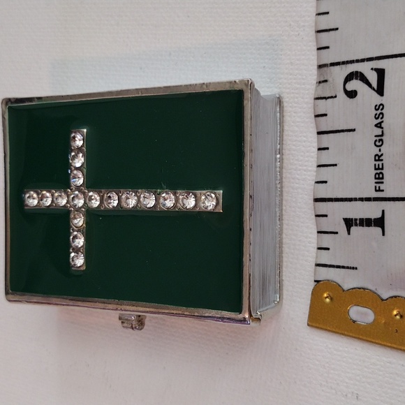 Art form pill or mini stash box. - Picture 4 of 6